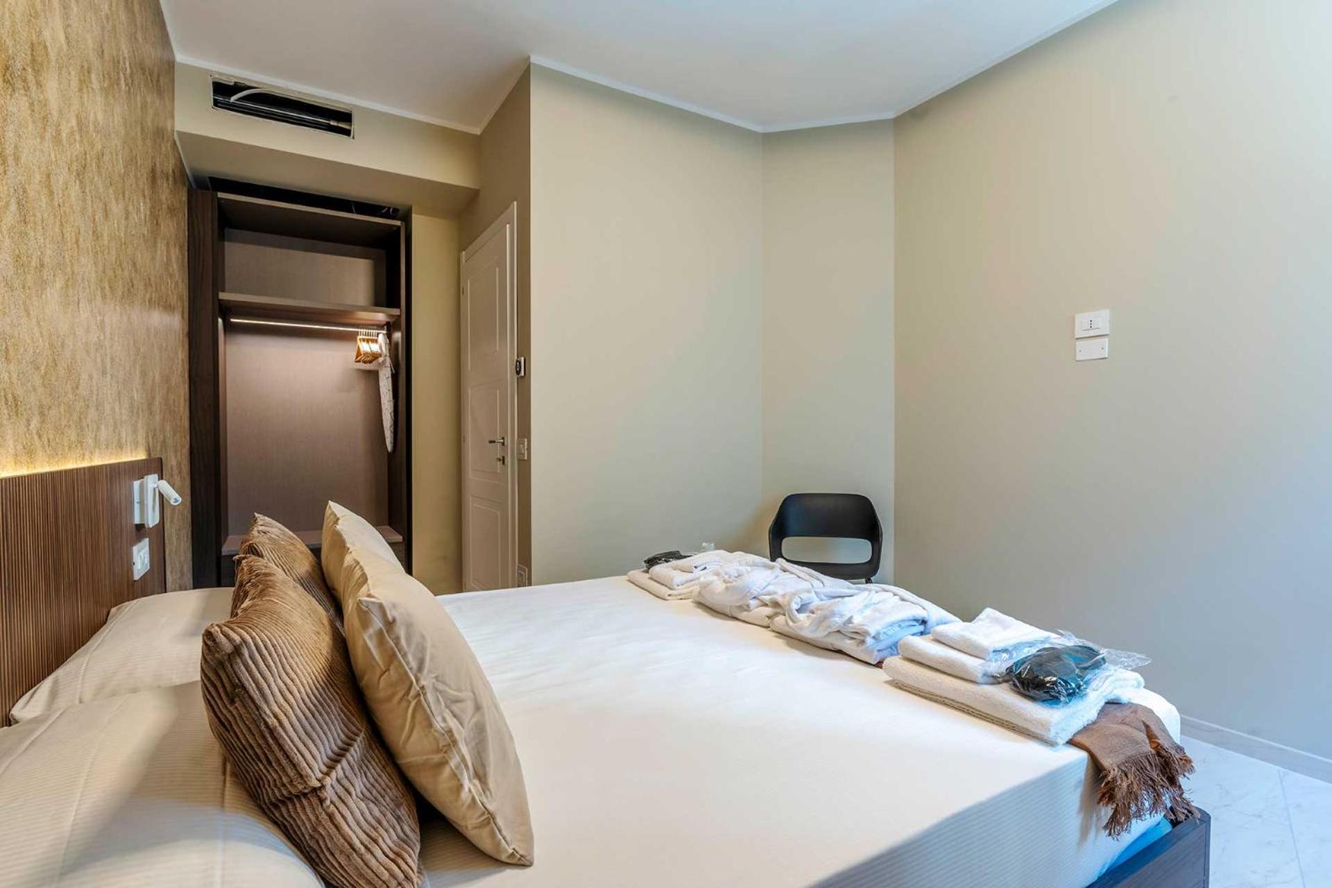 Velasca Tower Apartments Милан Экстерьер фото