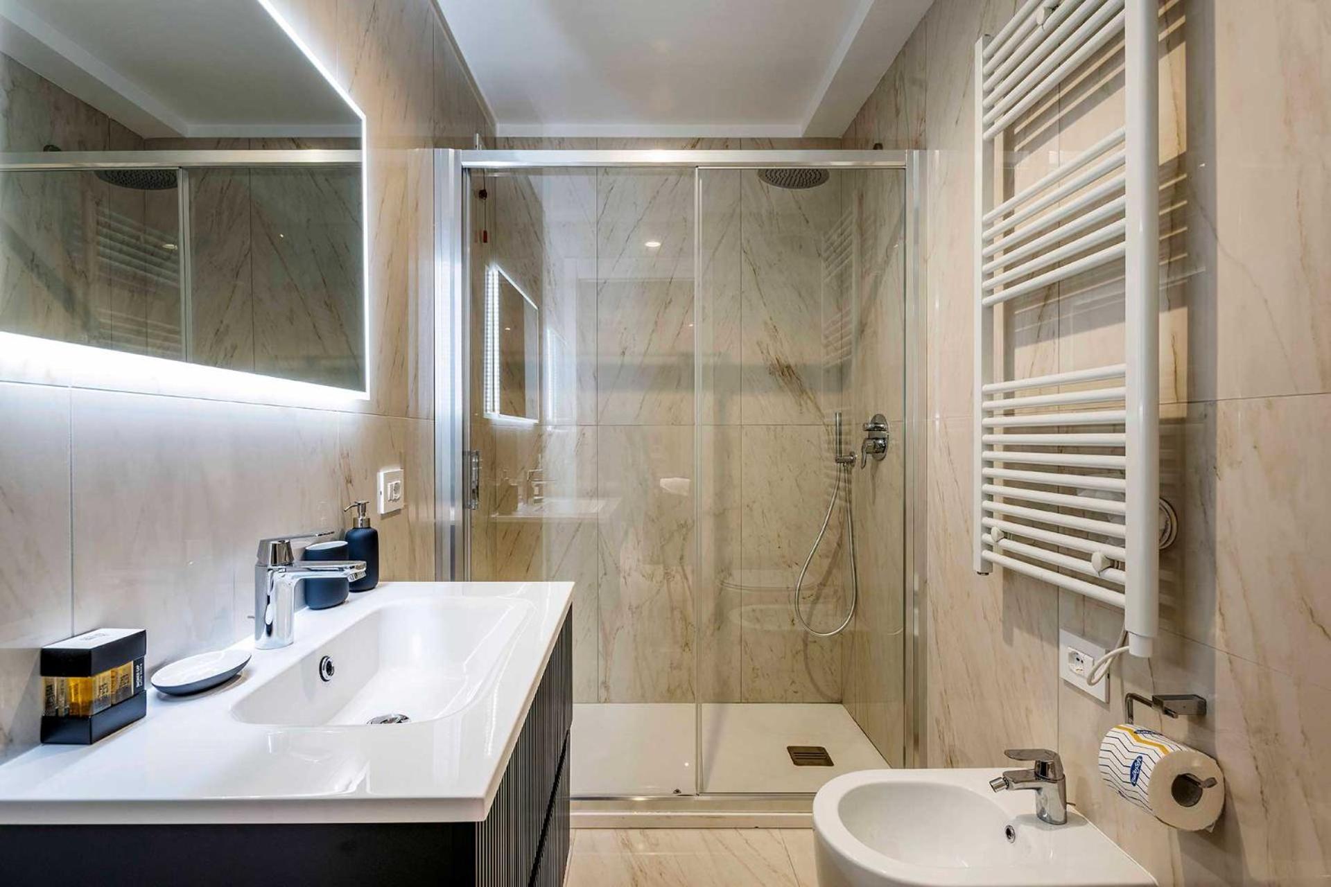 Velasca Tower Apartments Милан Экстерьер фото